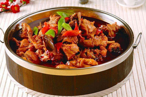 如何对鸡公煲品牌官网进行策划?有2个方法(图1) 鸡公煲品牌官网