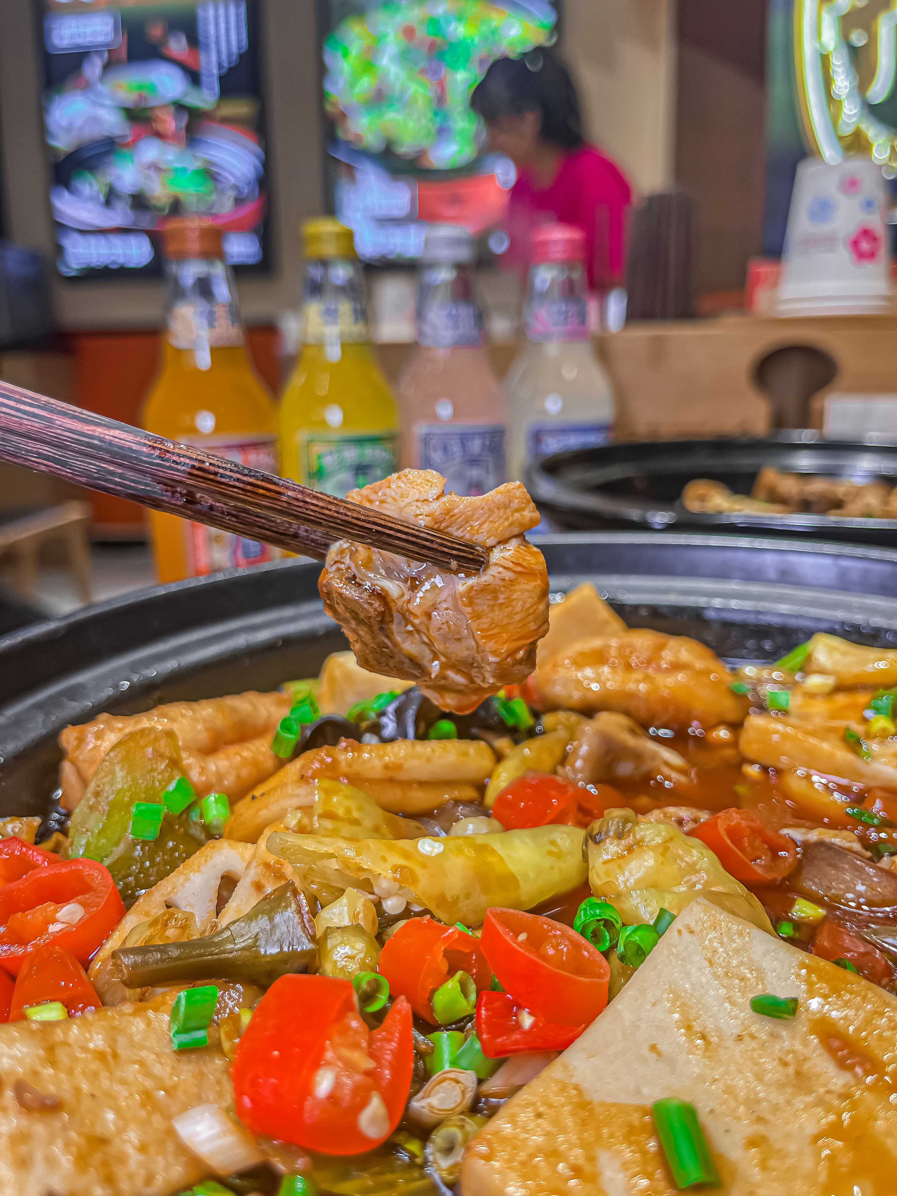 开鸡公煲加盟店，选对了品牌，已成功了一半！(图2)